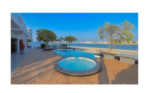 Frond G, Tip Villa with 5 bed in Palm Jumeirah