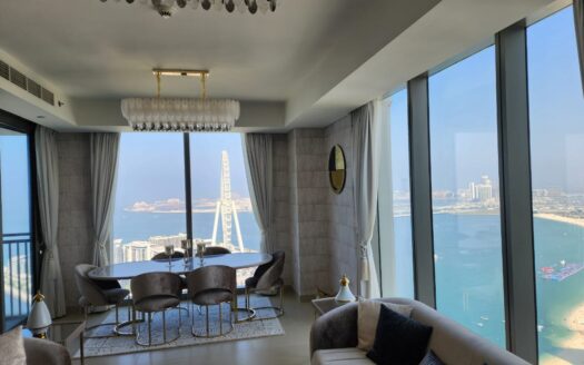 Luxurious living in Dubai Marina with 3-bedroom apartment in 5242 Tower 1