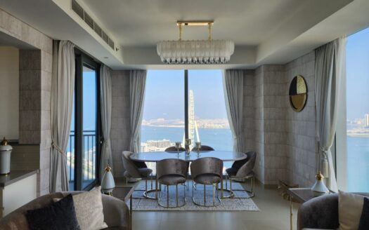 Luxurious living in Dubai Marina with 3-bedroom apartment in 5242 Tower 1