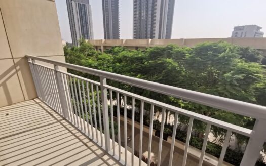 Large Layout Modern Design 2-Bedroom Apartment in Harbour Views Tower 1